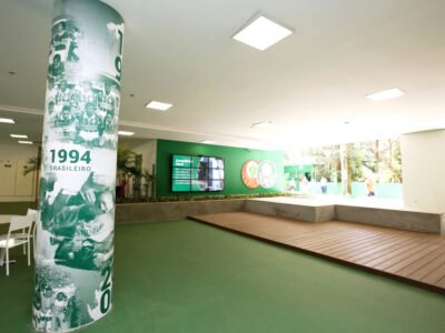 Deck Deck de Madeira Plástica - Sociedade Esportiva Palmeiras