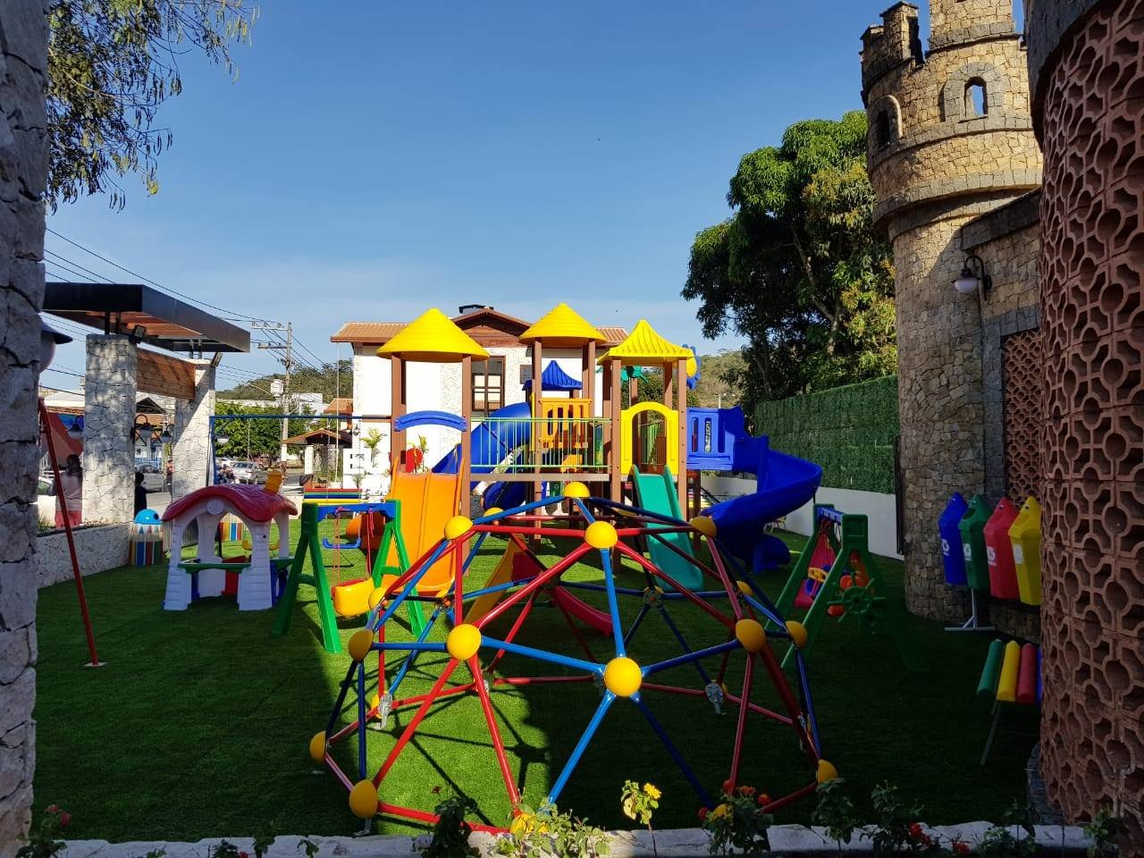 Brinquedos e Parque Infantil no município de Miguel Pareira - Rio de Janeiro