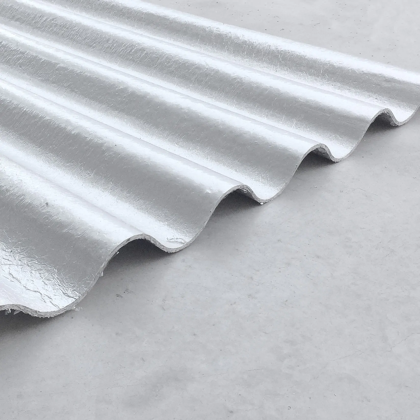 Acabamento da ondulação das telhas