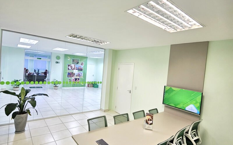 Escritório Comerical com atendimento a clientes