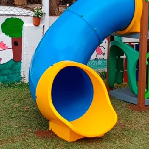 Tubo com ponteira - Tobogã em Rotomoldado do concorrente Tubo com ponteira - Tobogã em Rotomoldado do concorrente
