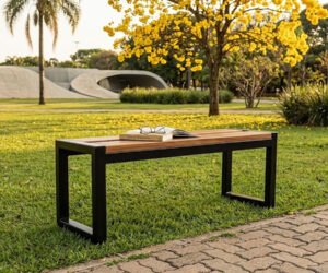 Banco Steel Prime Sem encosto - 1,05m - Em parque publico