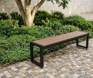 Banco Steel sem encosto - 1,50m em rua